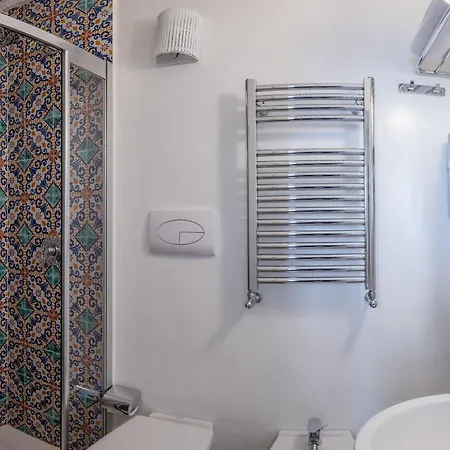 Tannur קאסטלמארה דל גולפו